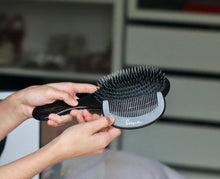 Load image into Gallery viewer, cleaning comb
